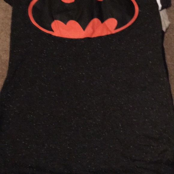 Tops - Picture 5 of 7